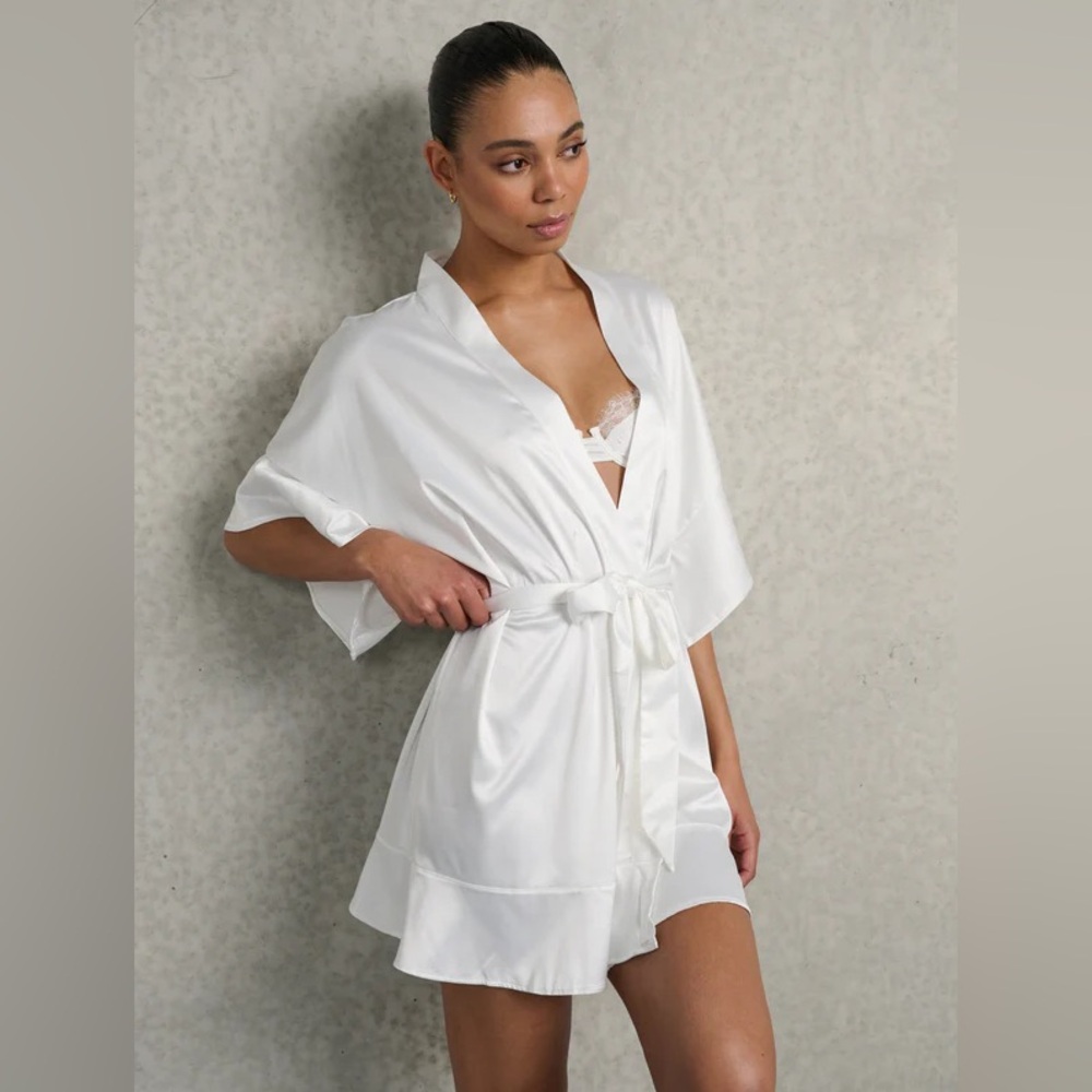 Kat the Label White Monroe Robe